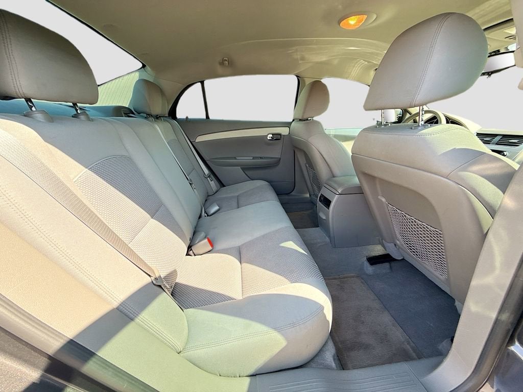 2011 Chevrolet Malibu LS w/1LS