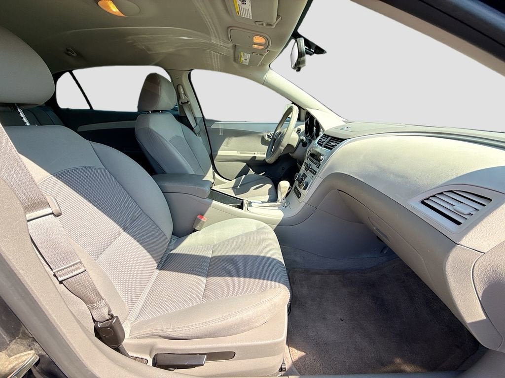 2011 Chevrolet Malibu LS w/1LS