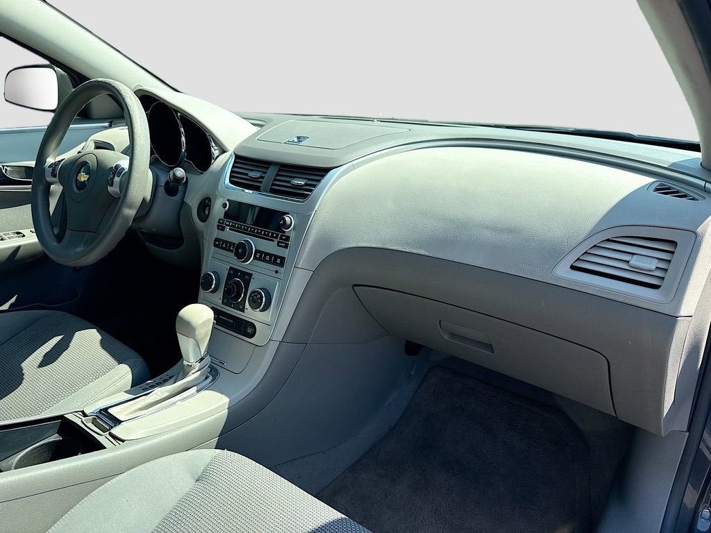 2011 Chevrolet Malibu LS w/1LS