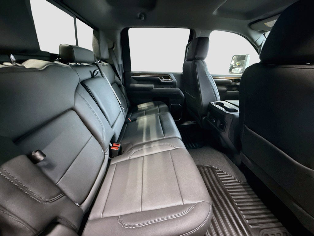 2026 Chevrolet Silverado 3500 HD LT - Photo 27