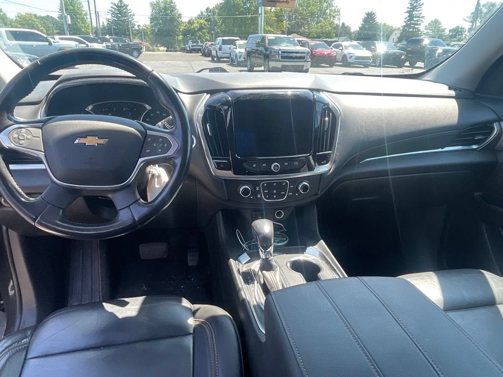 2021 Chevrolet Traverse LT Leather