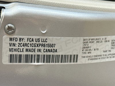 2023 Chrysler Voyager LX