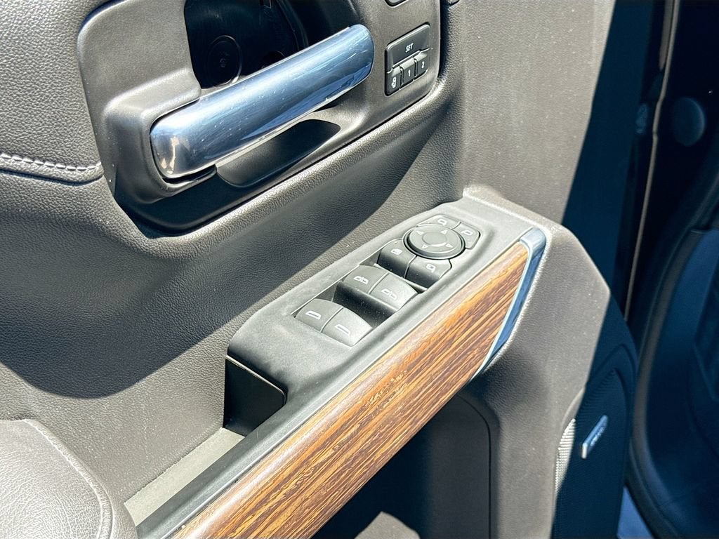 2022 Chevrolet Silverado 1500 LTD High Country