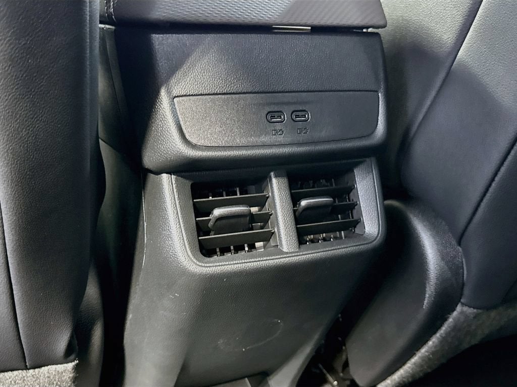 2027 Chevrolet Equinox LT - Photo 25