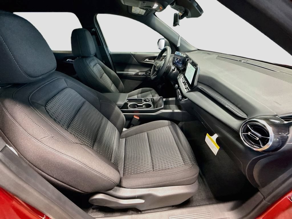 2027 Chevrolet Equinox LT - Photo 30