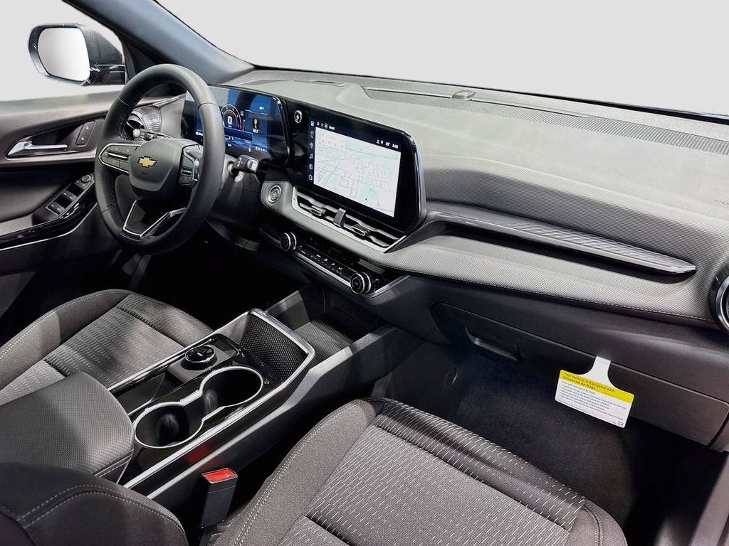 2027 Chevrolet Equinox LT - Photo 31