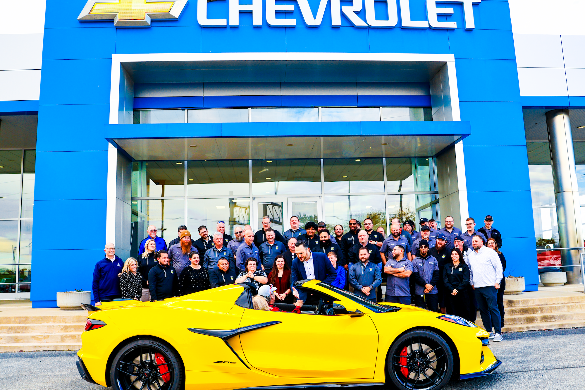 Leo Chevrolet team working together in Indianapolis